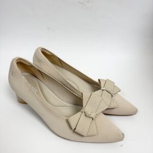 Vivaia Tracy Pointed Bow Heels Size 37